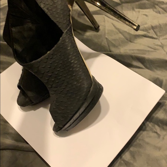 Beautiful Heels 👠 ❤️❤️ - Picture 8 of 8